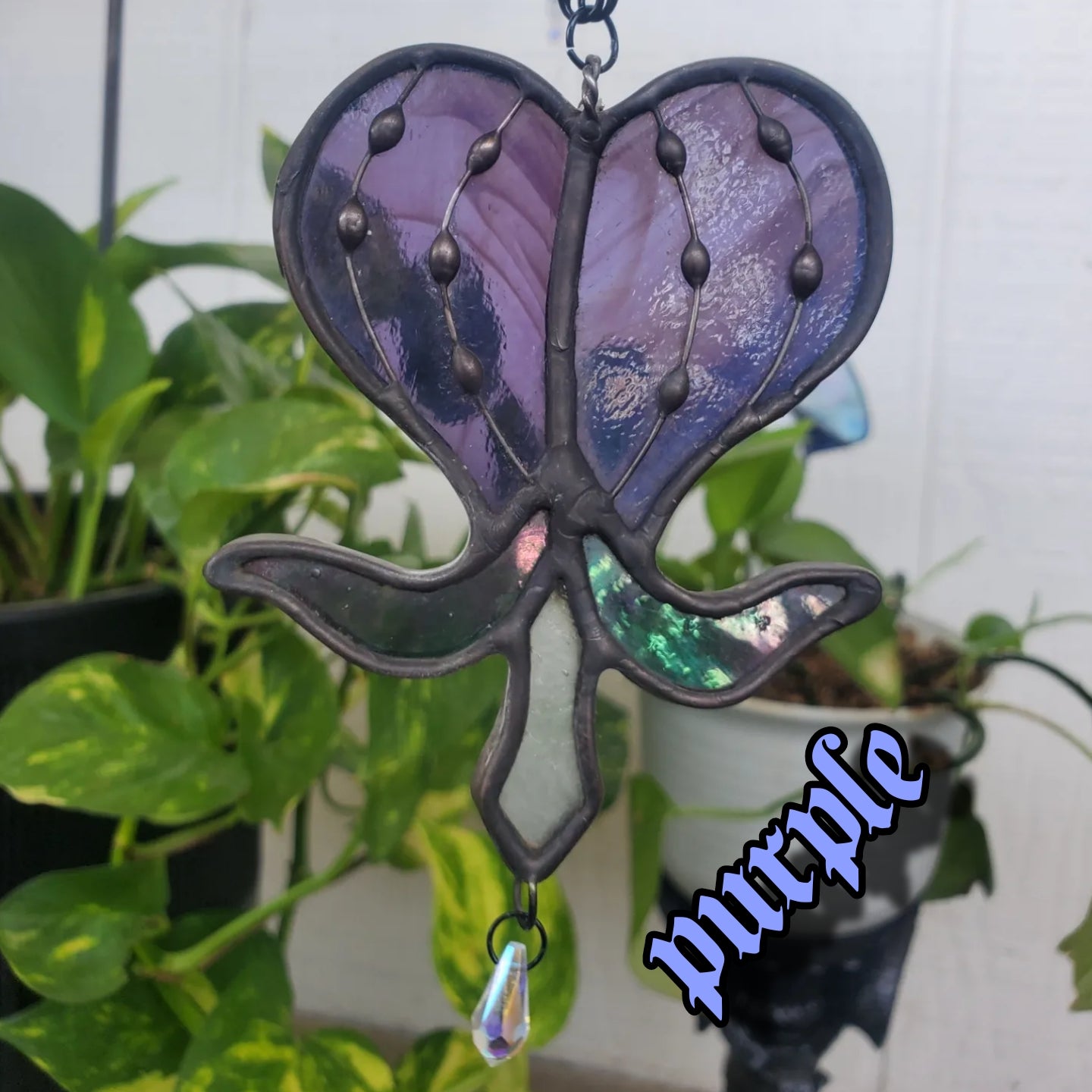 Bleeding heart flower rear view mirror car hangers