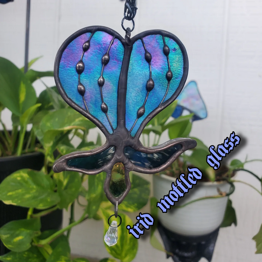 Bleeding heart flower rear view mirror car hangers