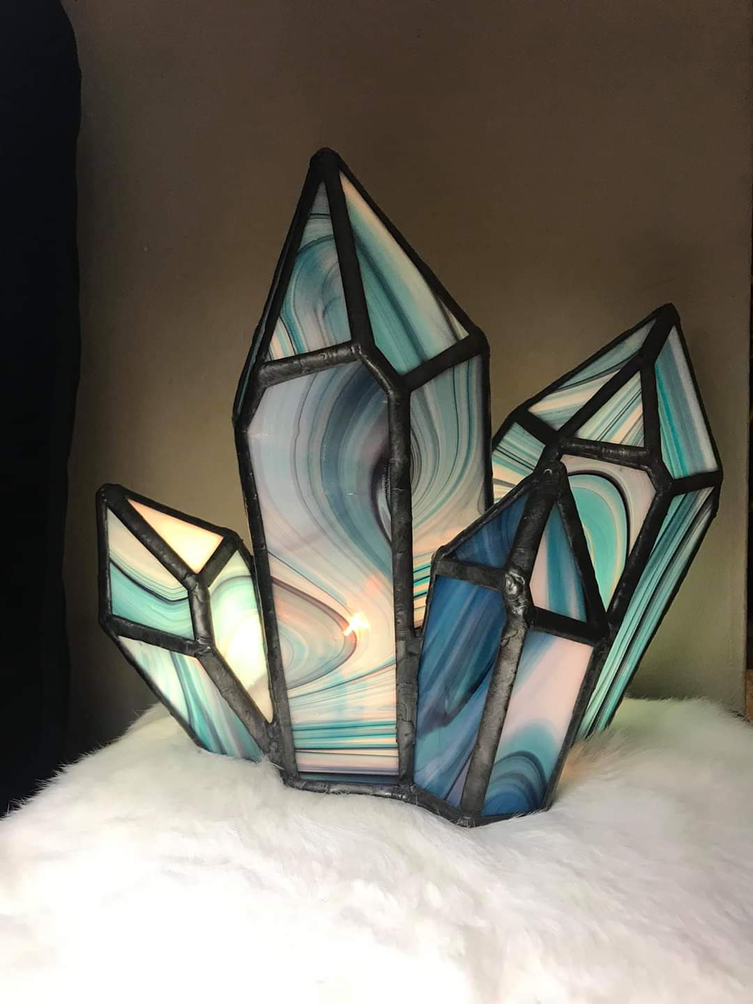 Crystal Cluster Lamp