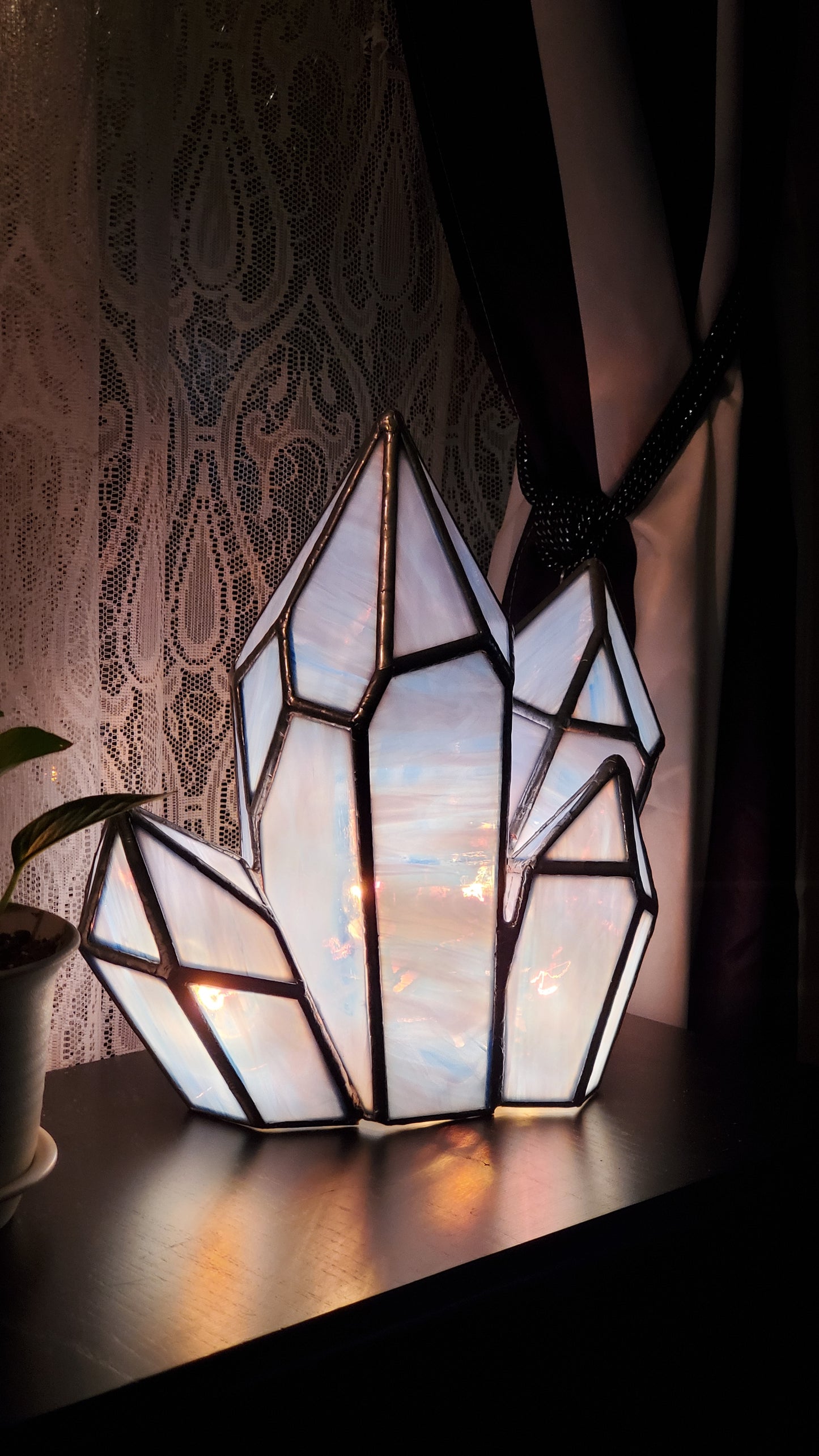 Crystal Cluster Lamp