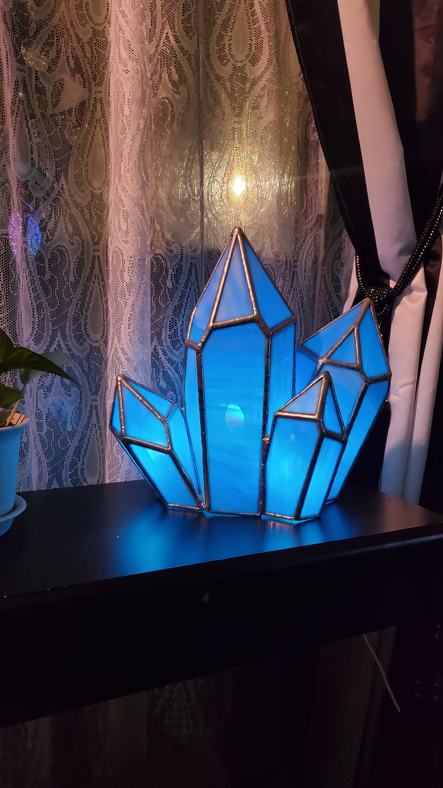 Crystal Cluster Lamp